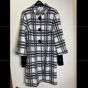 COPY - NWT Stylish Button-Down Cardigan SIZE 6